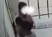 1歲男孩被女子強摟親吻后發(fā)燒得水痘 背后真相實在讓人驚愕