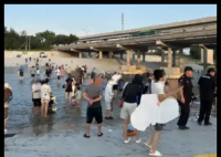 救護(hù)車(chē)?yán)吣缢呷杂杏慰鸵滤?為什么引熱議什么情況？