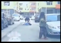 女子騎車摔倒 追責(zé)10米外轎車司機 背后真相實在讓人驚愕