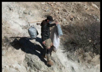 男子10年進(jìn)山371次撿了2萬(wàn)多斤垃圾 究竟是怎么回事？