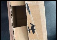 女子帶快遞紙盒買黃金 店員立即報(bào)警 原因竟是這樣太讓人后怕了